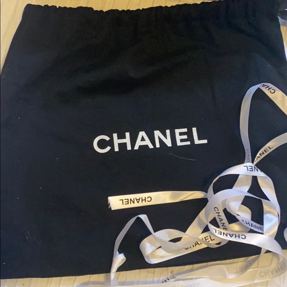 Chanel dust  bag and ruban